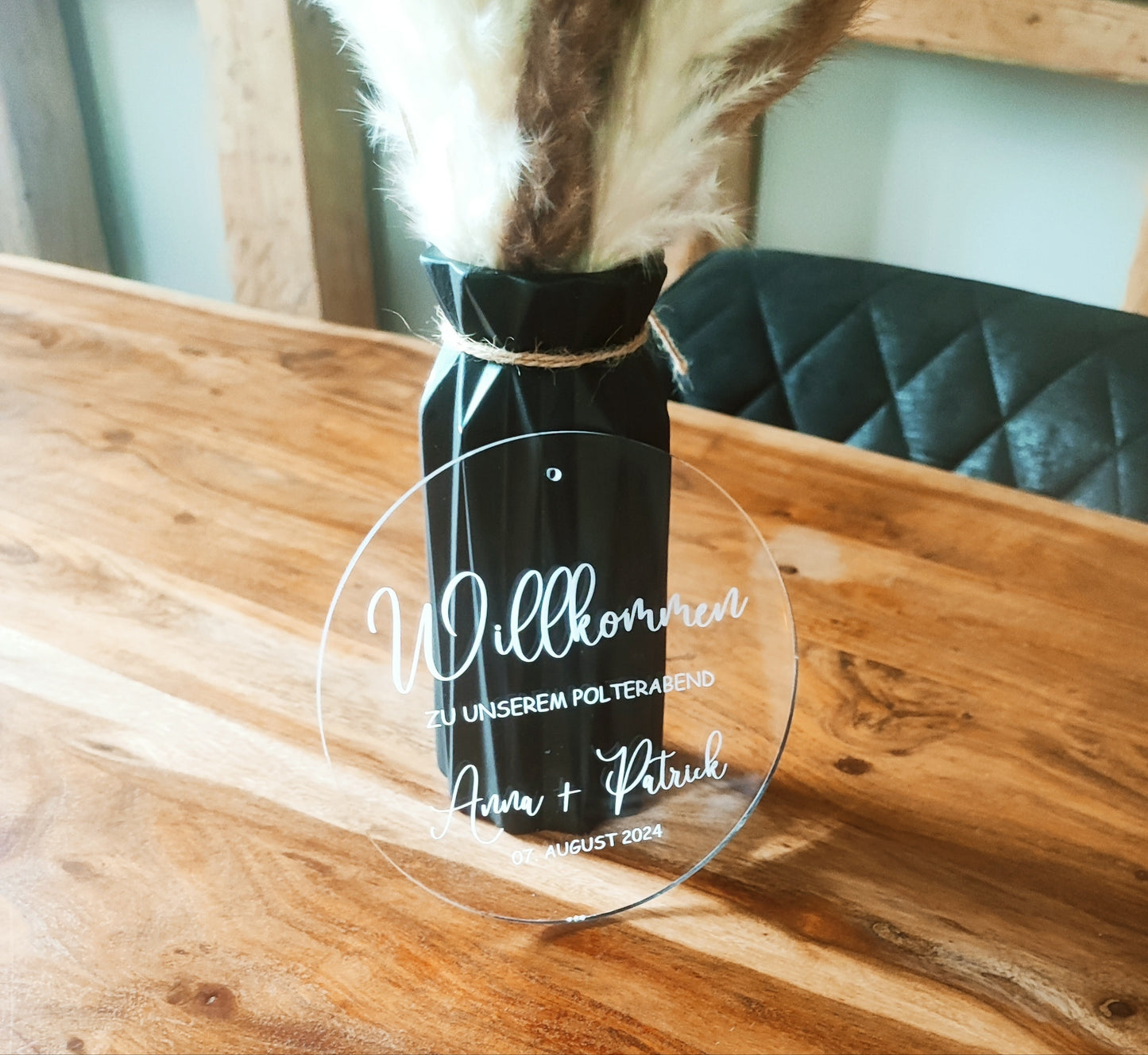 Willkommen zu unserem Polterabend | Schild aus Acryl | personalisiertes Türschild | Acrylglasscheibe | Türkranz | Rund | Geschenkidee