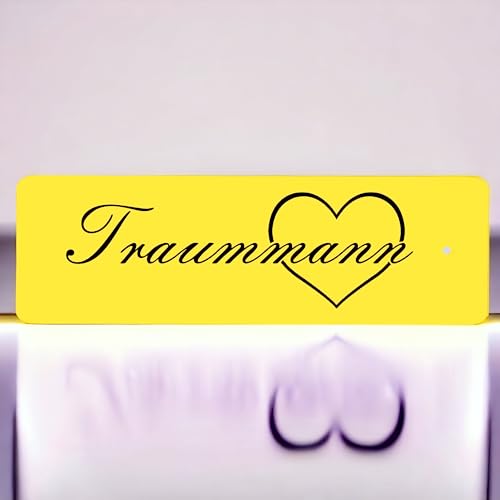 BigTrend24 Schlüsselanhänger mit Gravur - Traummann - Herz mit Spruch - Kunststoff in 10 verschiedenen Farben - 80x25mm