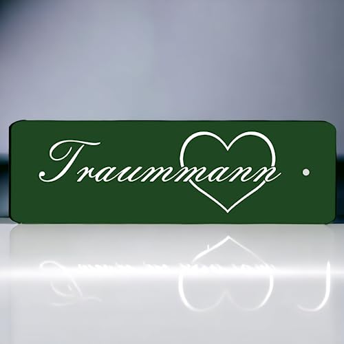 BigTrend24 Schlüsselanhänger mit Gravur - Traummann - Herz mit Spruch - Kunststoff in 10 verschiedenen Farben - 80x25mm