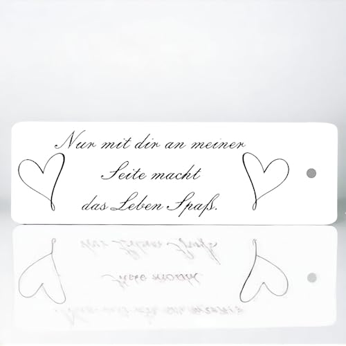 BigTrend24 Schlüsselanhänger mit Gravur - Nur mit dir an meiner Seite - Herz mit Spruch - Kunststoff in 10 verschiedenen Farben - 80x25mm