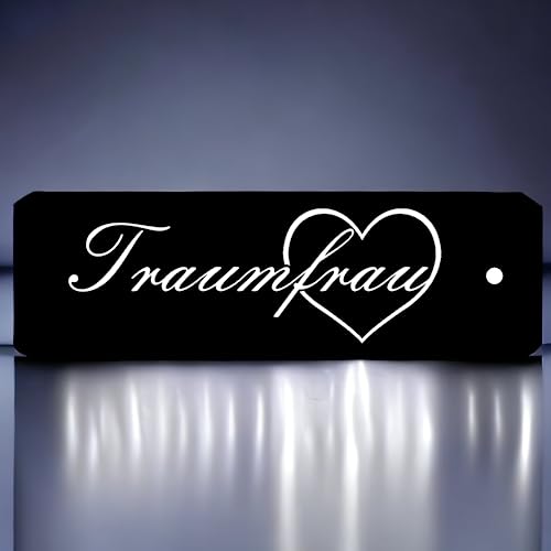 BigTrend24 Schlüsselanhänger mit Gravur - Traumfrau - Herz mit Spruch - Kunststoff in 10 verschiedenen Farben - 80x25mm